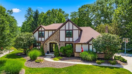 3173 Rosewood Oval, North Royalton, OH, 44133 | Card Image