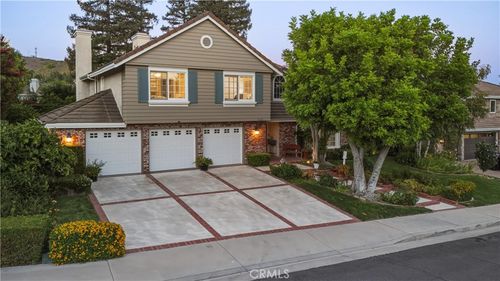 30220 Walford Ct, Agoura Hills, CA, 91301-4627 | Card Image