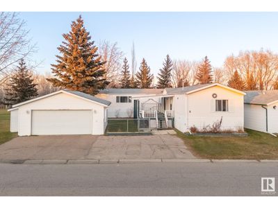 8 - 3400 48 St, House other with 3 bedrooms, 3 bathrooms and 5 parking in Stony Plain AB | Image 1