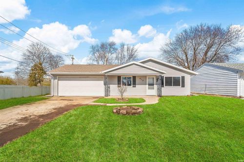 412 E La Salle Avenue, Mishawaka, IN, 46545 | Card Image