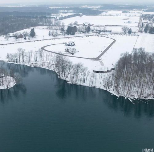 15535 Makarios Pass, Leo, IN, 46765 | Card Image