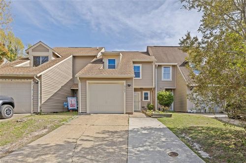 4703 Sweetwood Ct, Virginia Beach, VA, 23462-7201 | Card Image