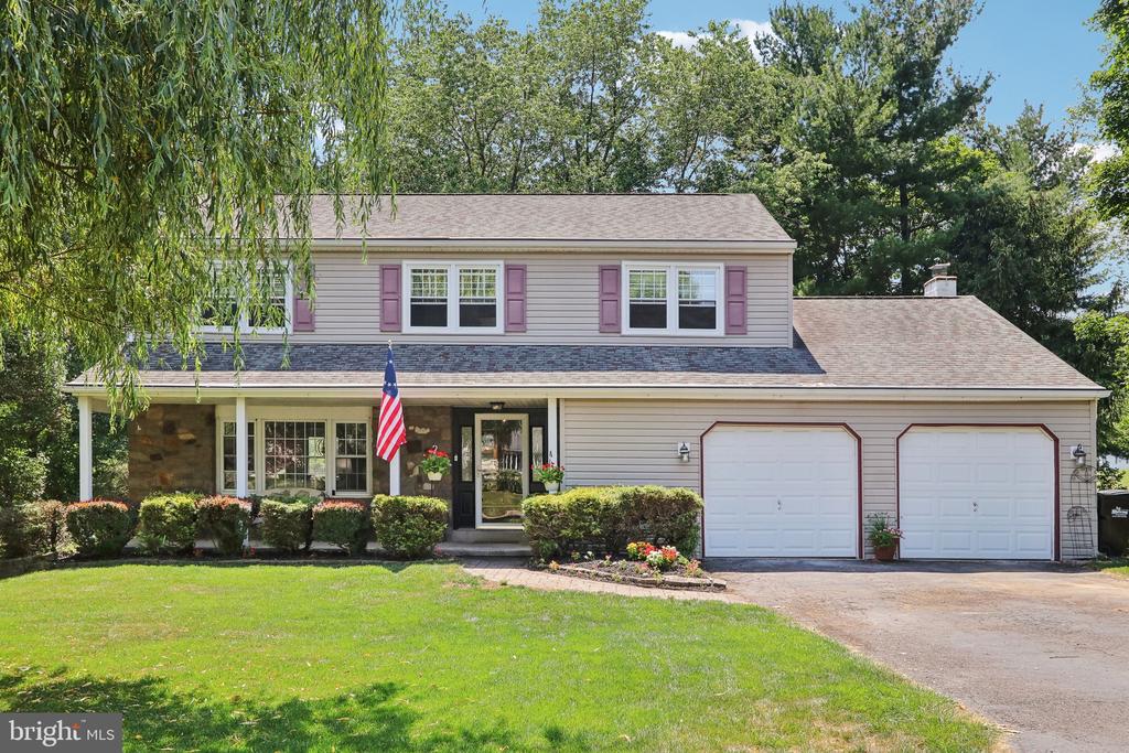Taylor Ave, Newtown, PA 18940
