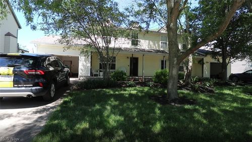 2325 Lakeside Dr, Lakemore, OH, 44250-9587 | Card Image