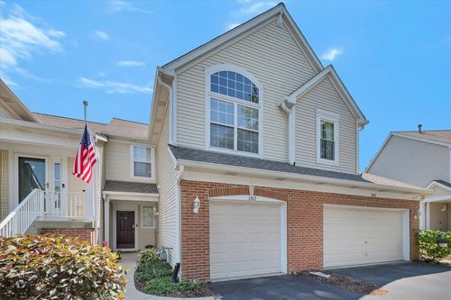 182 Hidden Pond Cir, Aurora, IL, 60504-5863 | Card Image