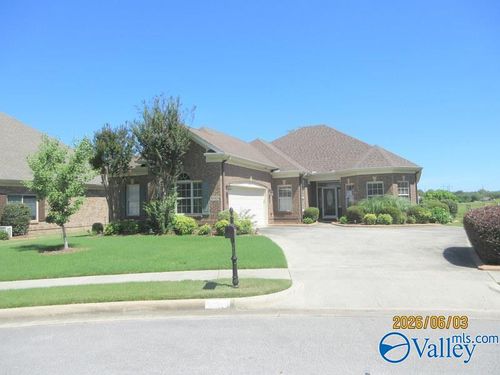 16013 Shropshire Dr Se, Huntsville, AL, 35803-3048 | Card Image