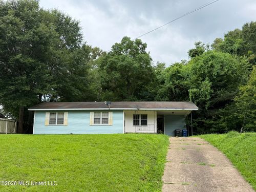 204 Holly Dr, Natchez, MS, 39120-4811 | Card Image