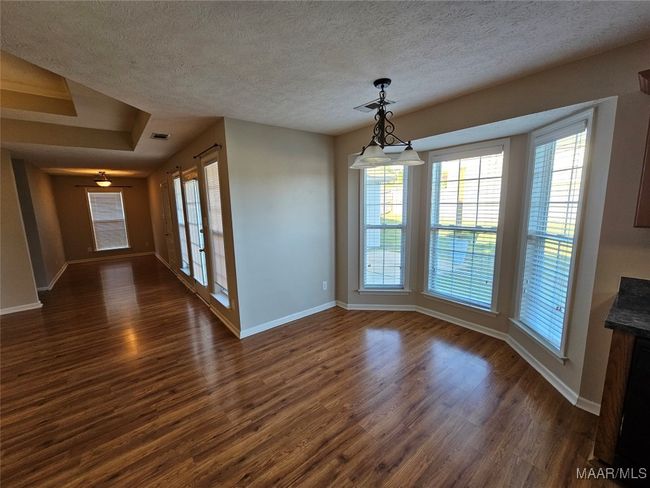 Breakfast nook | Image 10