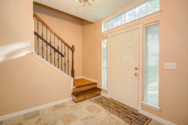 2917 Veva Dr, House other with 4 bedrooms, 3 bathrooms and 2 parking in Pearland TX | Image 5