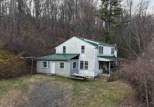 19107 Sam Snead Hwy, Warm Springs, VA, 24484-2344 | Card Image