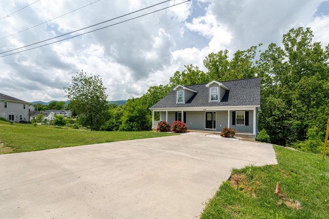 266 Locustdale Loop, House other with 6 bedrooms, 3 bathrooms and null parking in SHENANDOAH VA | Image 51