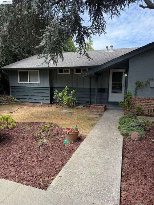 921 Rock Ave, Fremont, CA, 94536 | Card Image