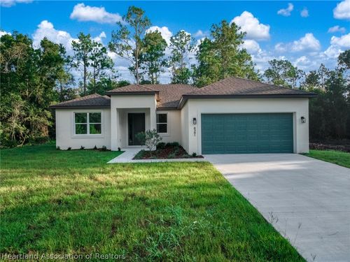 8381 Mantua Dr, Sebring, FL, 33872 | Card Image