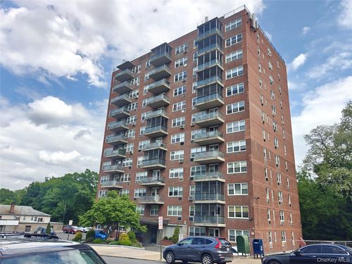 8d-385 Mclean Ave, Yonkers, NY, 10705-4546 | Card Image