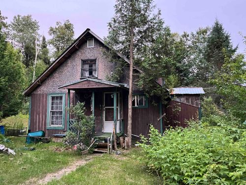 125 Mcconnell Pond Rd, Island Pond, VT, 05846-9772 | Card Image