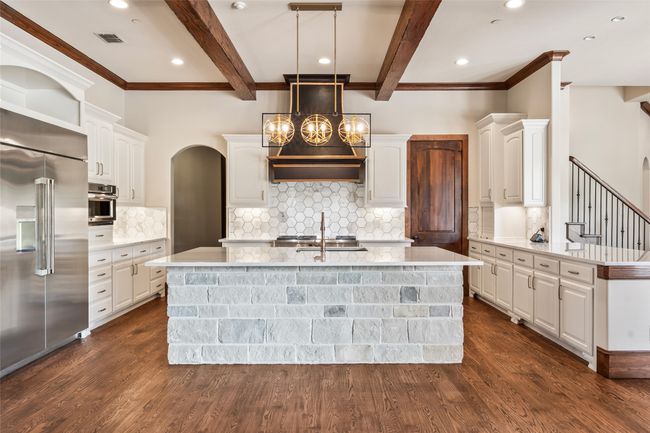 784 Cimarron Ct, House other with 5 bedrooms, 6 bathrooms and null parking in Argyle TX | Image 5