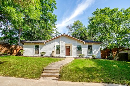 2909 Clover Valley Dr, Garland, TX, 75043-6035 | Card Image