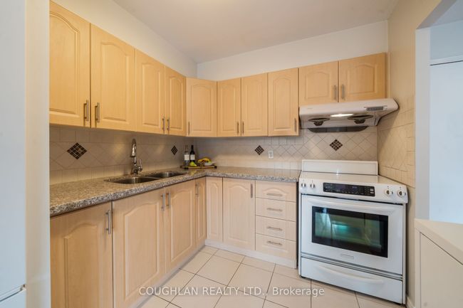 407 - 131 Taunton Rd E, Condo with 1 bedrooms, 1 bathrooms and 1 parking in Oshawa ON | Image 8