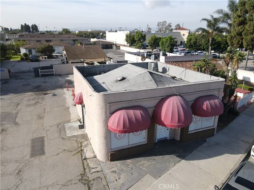 1716 W Redondo Beach, Gardena, CA, 90247 | Card Image