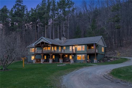 6600 E Hill Road, Naples, NY, 14512 | Card Image