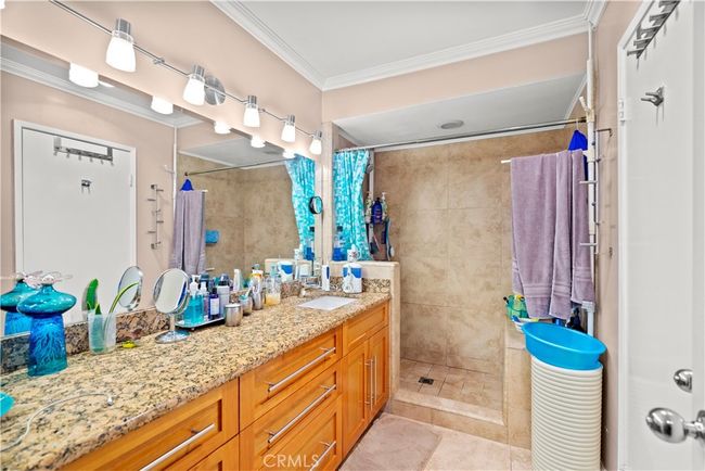 28 - 20224 Sherman Way, Townhouse with 3 bedrooms, 3 bathrooms and 2 parking in Winnetka CA | Image 15