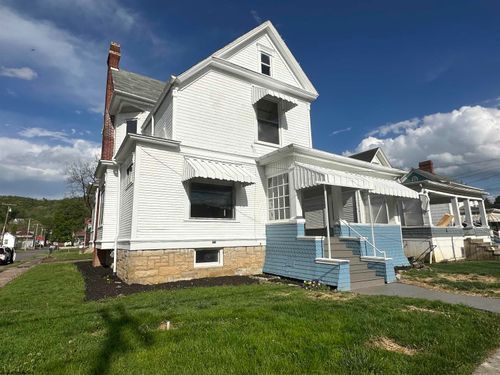108 Marshall St, Mannington, WV, 26582-1004 | Card Image