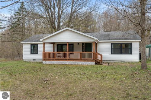 11420 Muskie Way, Ellsworth, MI, 49729-9515 | Card Image