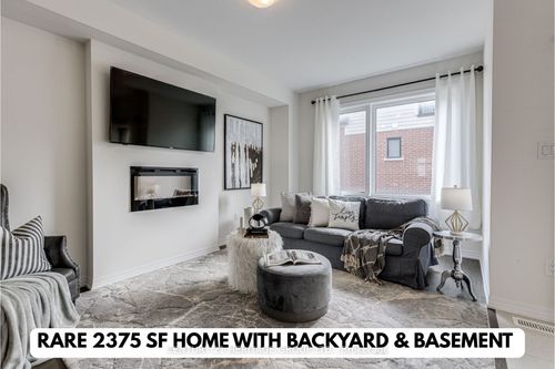 57 Delano Way, Newmarket, ON, L3X0L4 | Card Image
