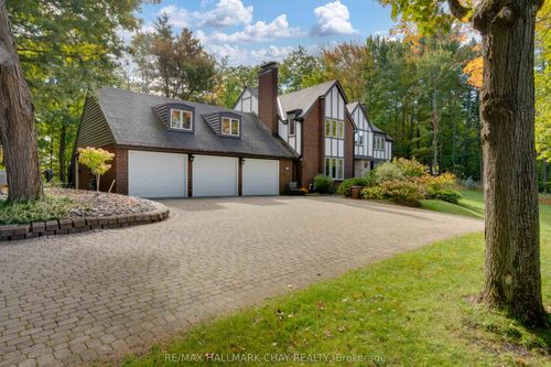 11 Park Trail, Midhurst, ON, L9X0L3 | Card Image