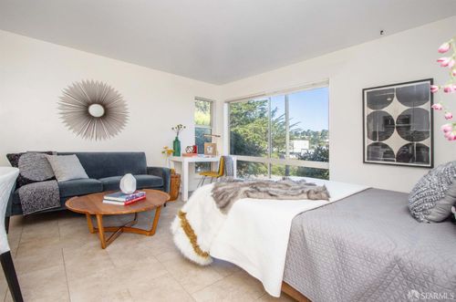 apt-106l-135 Red Rock Way, San Francisco, CA, 94131-3511 | Card Image