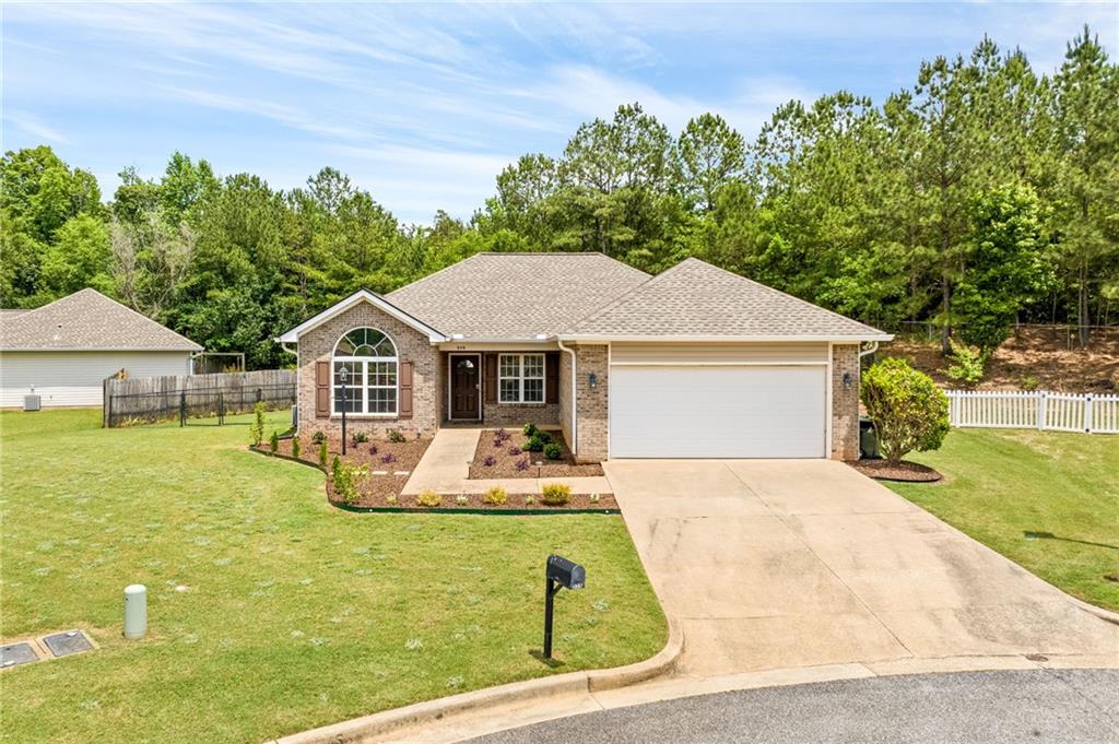 Pebble Ct, Auburn, AL 36830 #1