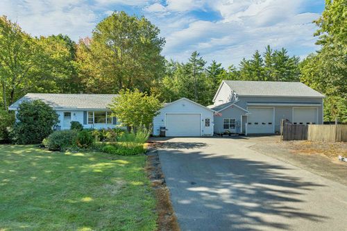 92 Route 236, Berwick, ME, 03901-2631 | Card Image