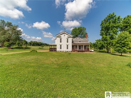 9889 Maltbie Rd, Gowanda, NY, 14070-9677 | Card Image