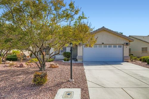 5320 Rim View Ln, Las Vegas, NV, 89130-3647 | Card Image