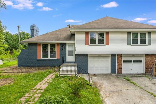 729 S Central St, Olathe, KS, 66061-4961 | Card Image