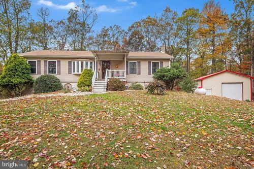 600 N Harrity Rd, Palmerton, PA, 18071-9763 | Card Image