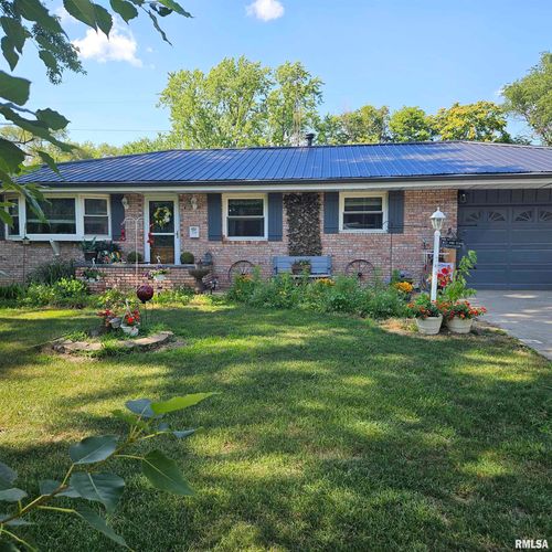 704 N Cherry St, Abingdon, IL, 61410-1071 | Card Image