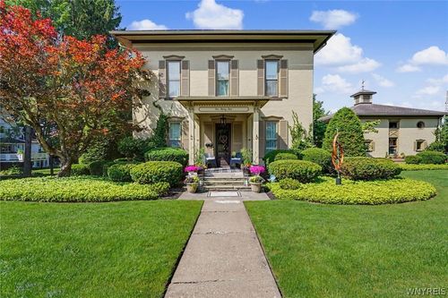 135 Maple Ave, Wellsville, NY, 14895-1256 | Card Image