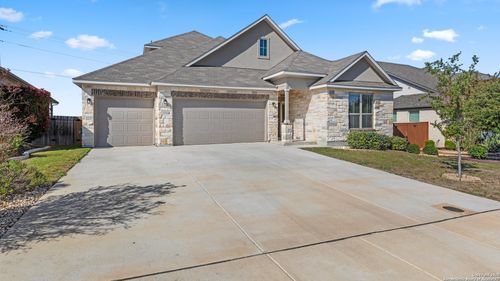 3210 Roan St, New Braunfels, TX, 78130-6831 | Card Image