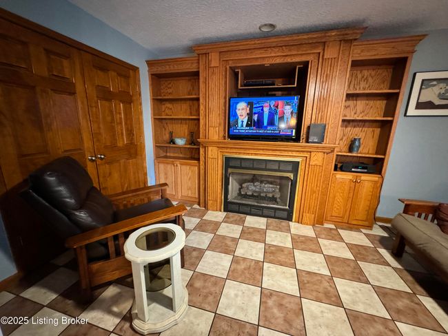 601 Indian Ridge Rd, House other with 4 bedrooms, 3 bathrooms and null parking in Falls Of Rough KY | Image 28