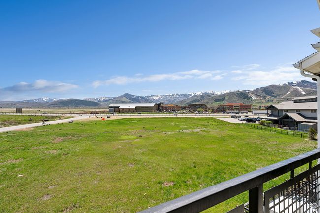 1339 Fiddich Glen Ln, Condo with 3 bedrooms, 4 bathrooms and 2 parking in Snyderville UT | Image 33