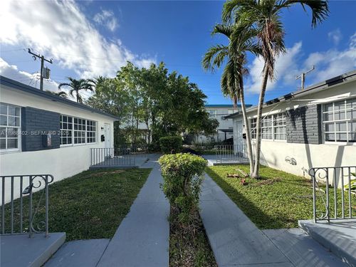 3-740 84th St, MIAMI BEACH, FL, 33141-1104 | Card Image