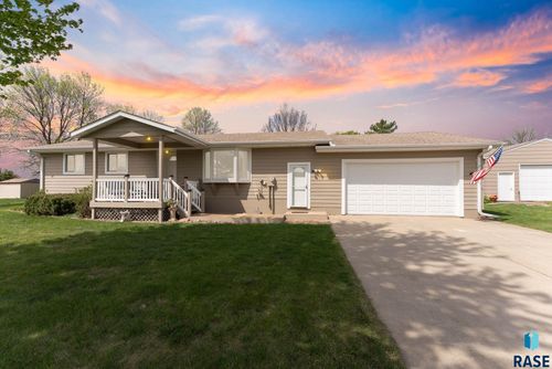 26963 Elmen Pl Place, Sioux Falls, SD, 57108 | Card Image