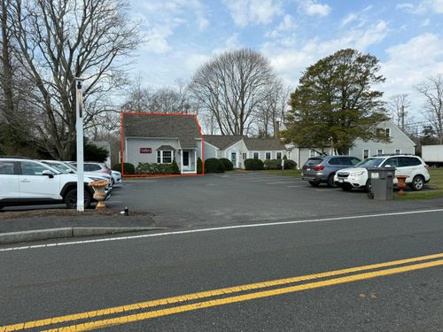 5 Main St, Cotuit, MA, 02635-2516 | Card Image