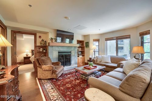 103-61 Avondale Ln, Beaver Creek, CO, 81620-5378 | Card Image