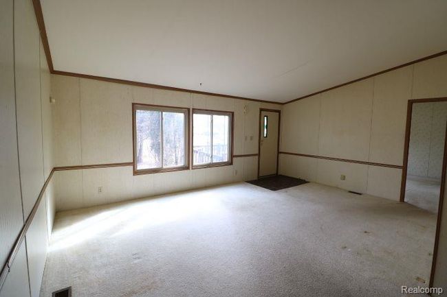 7464 Jennings Rd, House other with 3 bedrooms, 2 bathrooms and null parking in Swartz Creek MI | Image 5