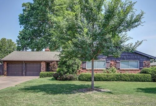 4043 E 48th St, Tulsa, OK, 74135-1932 | Card Image
