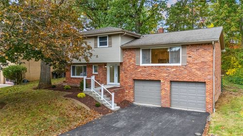 125 S Jamestown Rd, Coraopolis, PA, 15108-1018 | Card Image