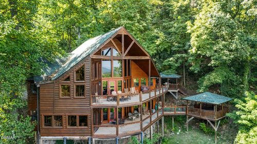 3280 Balsam Slopes Rd, Sevierville, TN, 37862 | Card Image