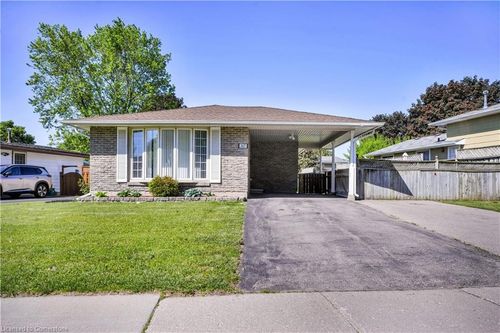 267 Kingswood Dr, Kitchener, ON, N2E1S1 | Card Image